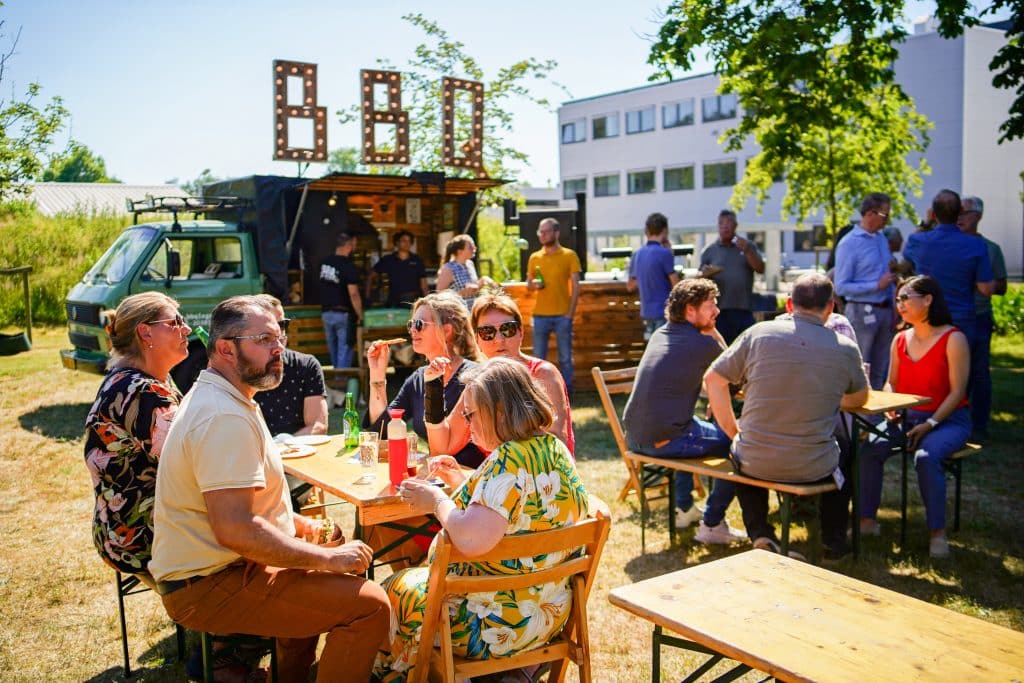 zomerborrel met foodtrucks